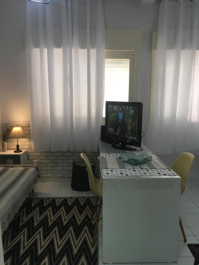 Kitnet Aconchegante Beira Mar. Apartment ซันโตส ภายนอก รูปภาพ