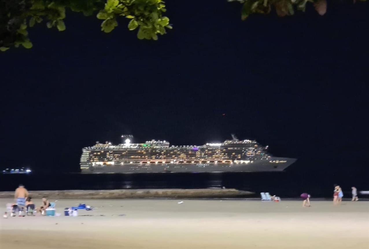 Kitnet Aconchegante Beira Mar. Apartment ซันโตส ภายนอก รูปภาพ